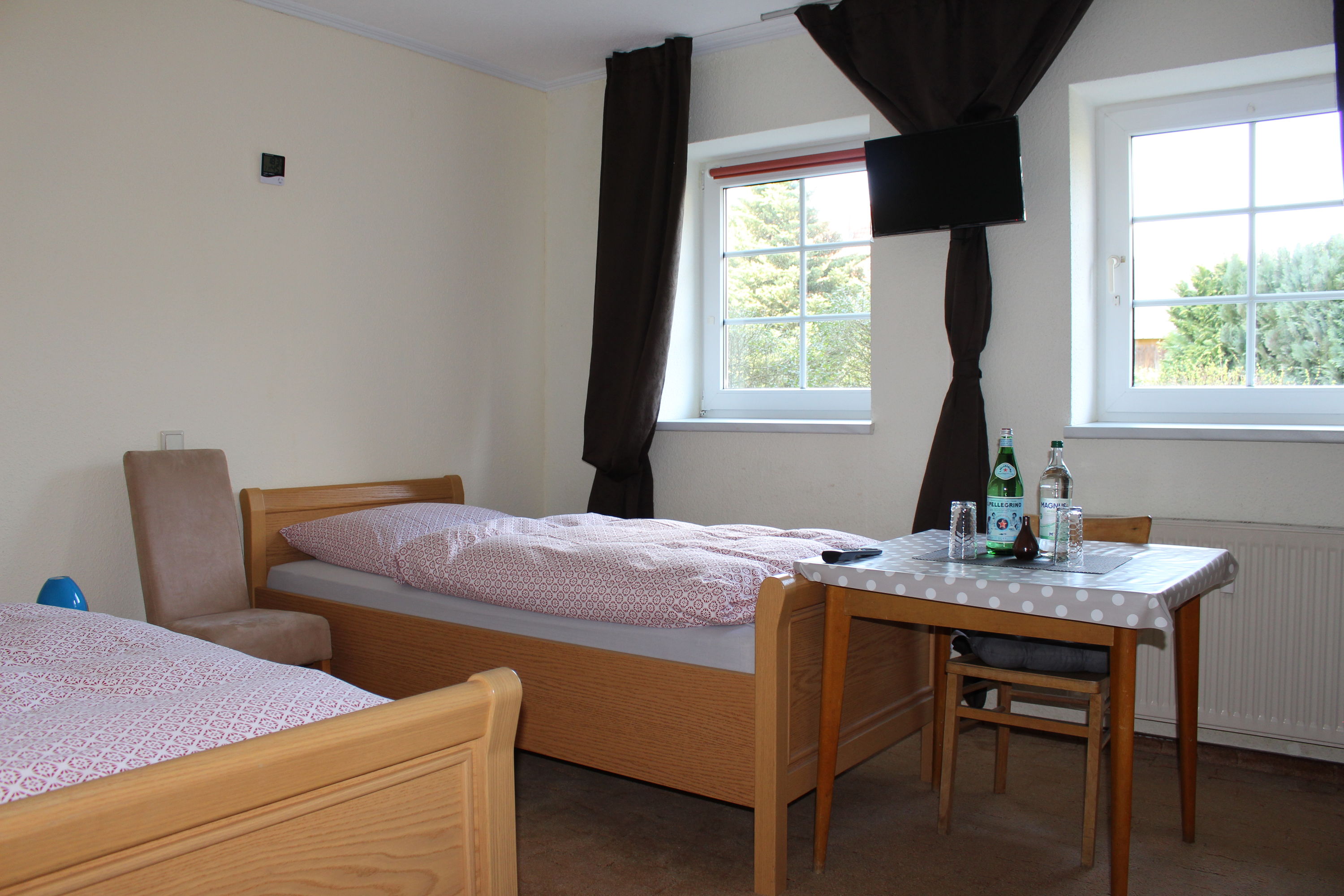 Monteurzimmer: Monteurzimmer mit TV - Monteurzimmer Elmenhorst  ab 5 Pers. 14€