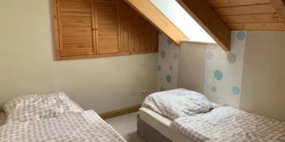 Monteurwohnung - PLZ 04626 (Deutschland) - Schlafzimmer mit Einzelbetten - Monteur Wohnung 2 Schlafplätze