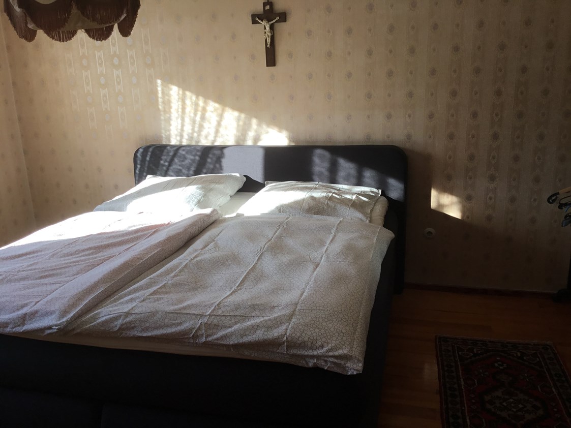 Monteurzimmer: Schlafzimmer Nr.1 - Ferienwohnung Bayrisch Nizza 100qm