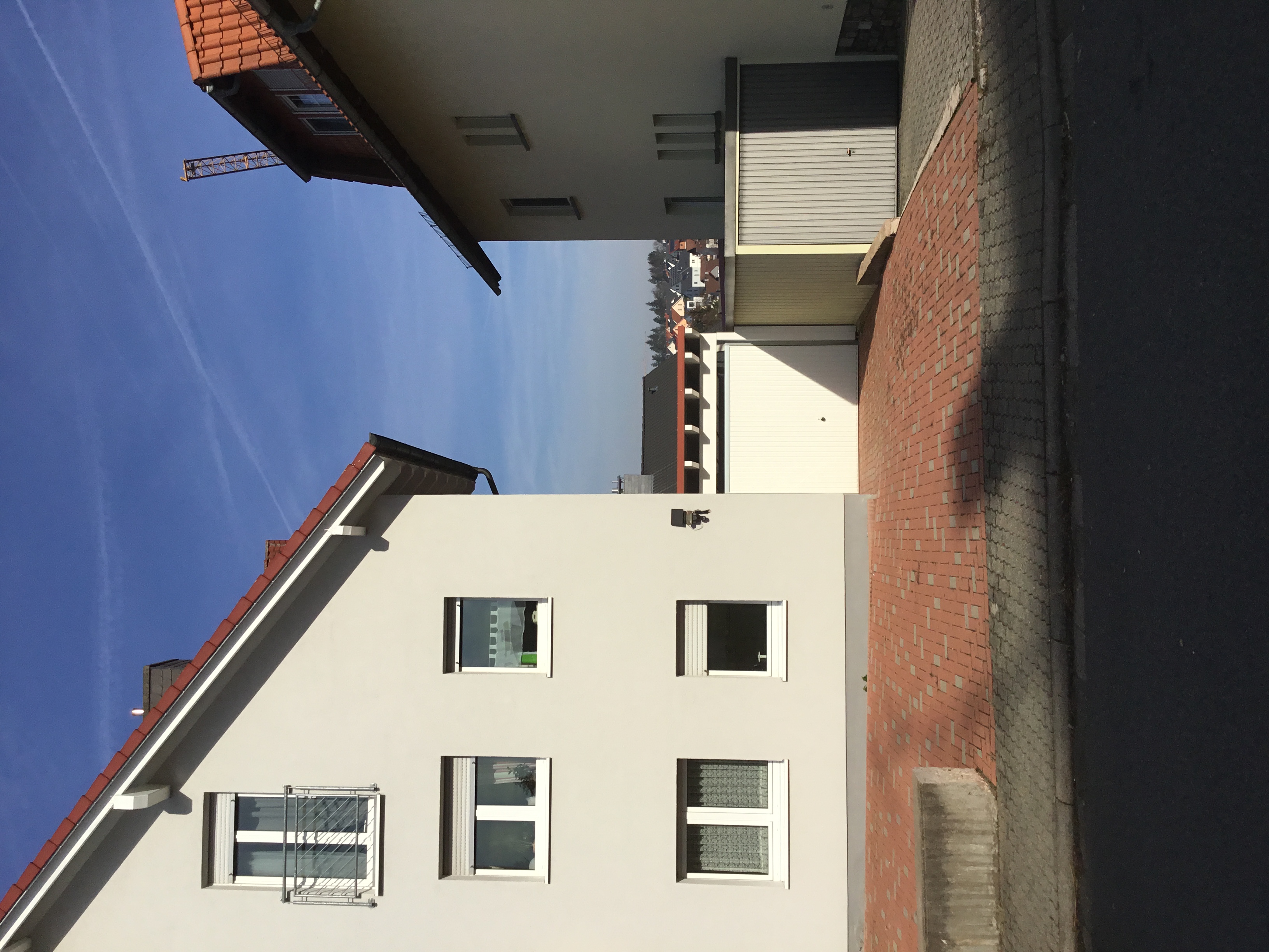 Monteurwohnung - Kleinostheim - Bis zu 2 Parklätze kostenlos,
Abschließbarer Fahrradraum - Ferienwohnung Bayrisch Nizza 100qm