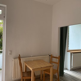 Monteurzimmer: Wohnraum  - Appartement 2-3 Personen zentral