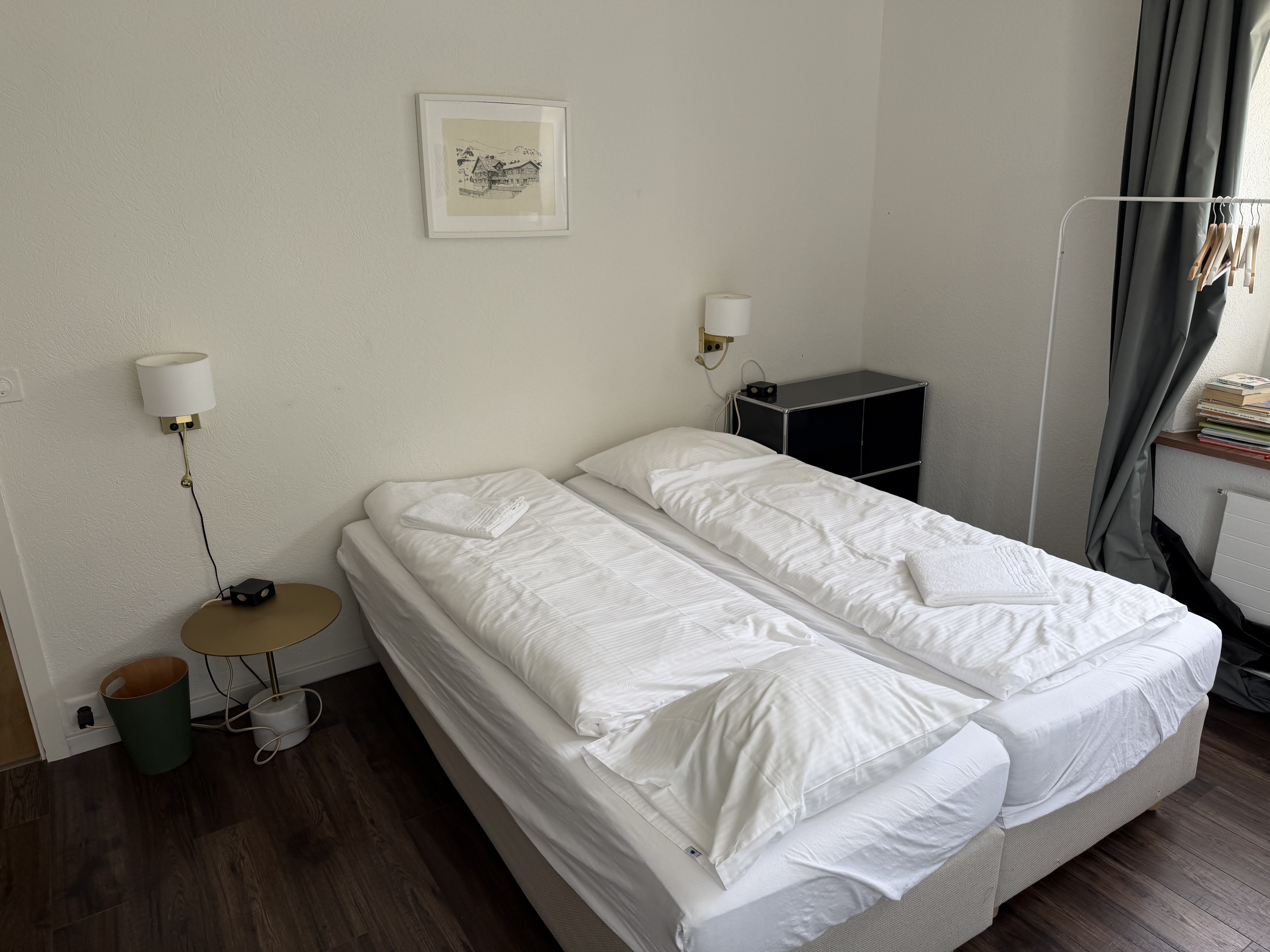 Monteurzimmer: Zimmer mit Gemeinschaftsbad und Küche und Apartments