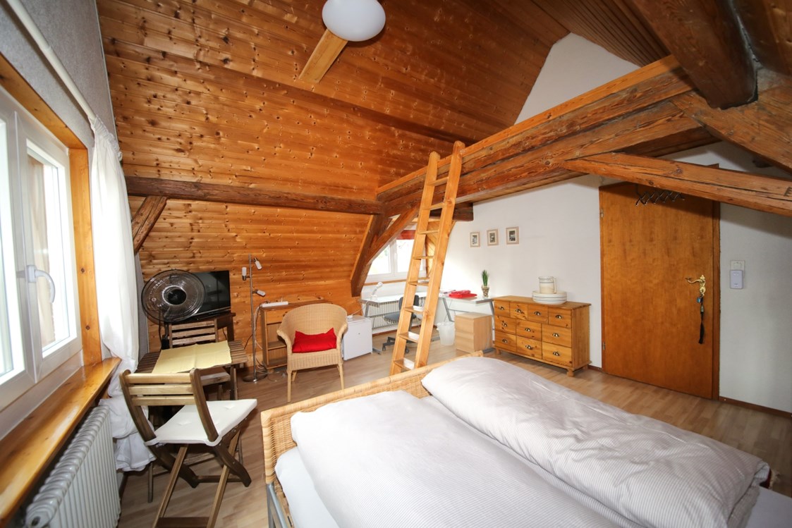 Rustikales Zimmer Monteurunterkunft In Altnau