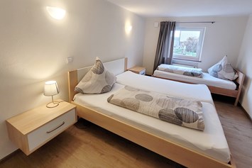 Monteurzimmer: Eifelurlaub Stolz,Ferienwohnungen mit Einzelbetten