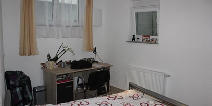 Monteurwohnung - Badezimmer: Gemeinschaftsbad - Wiesbaden - Zimmer 2 - Michis Monteurzimmer