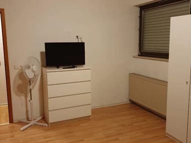 Monteurzimmer: Ferien-Monteurwohnung BA