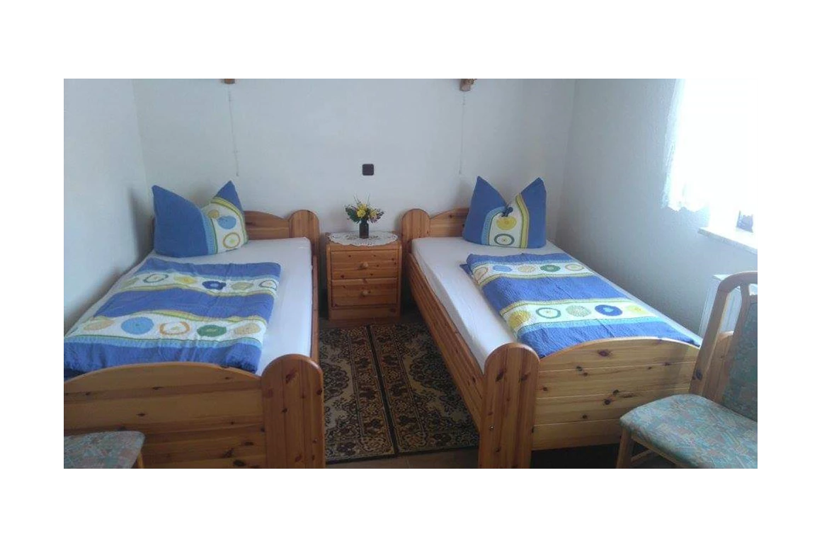 Monteurzimmer: Schlafzimmer Erdgeschoss  - Ferienhaus_sonnenschein