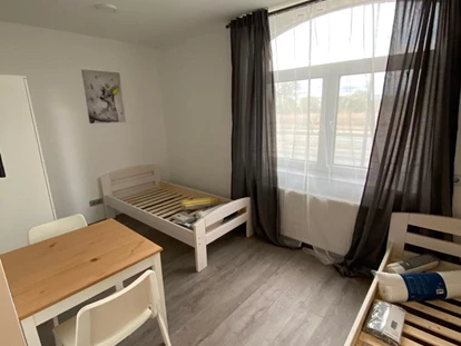 Monteurwohnung - TV - Deutschland - Monteurzimmer / Monteursunterkuft Bitterfeld