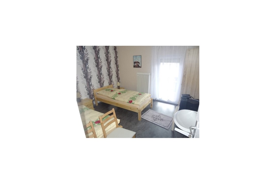 Monteurzimmer: Zimmer mit Etagenbad und Balkon - Haus Monika