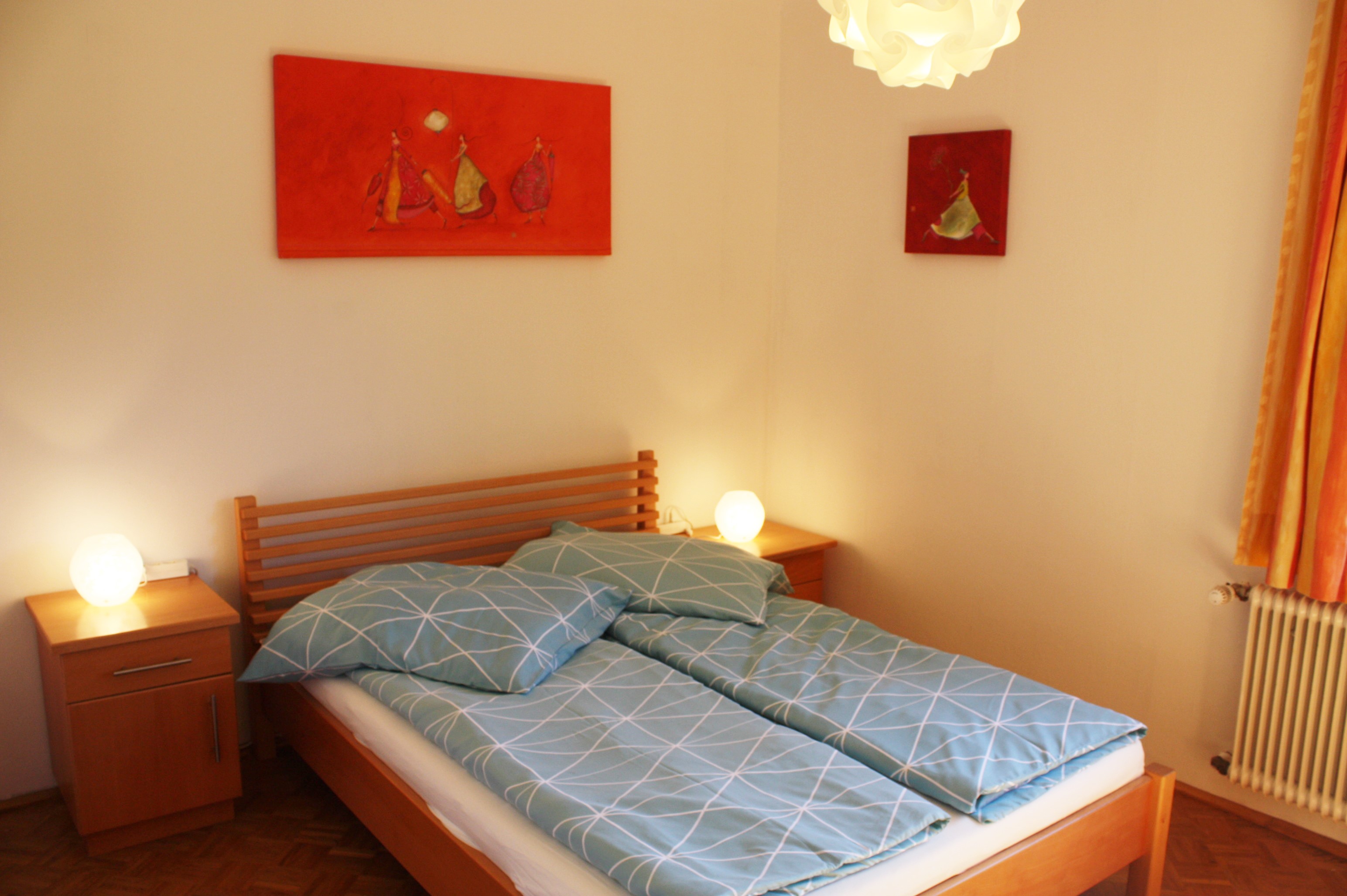 Monteurwohnung - Parkplatz: eigener Parkplatz vorhanden - Salzburg - Seenland - Schlafzimmer - Villa Elli Salzburg