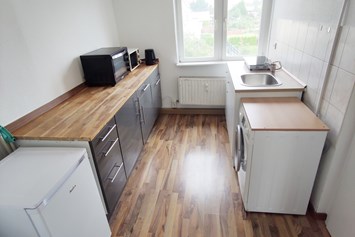 Monteurzimmer: Saubere Wohnung mit kompletter Ausstattung in Groitzsch