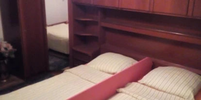 Monteurwohnung - Hund erlaubt - Schleswig-Holstein - Zimmer ca. 12 qm; 2 Schlafplätze - E.T. Unterkünfte