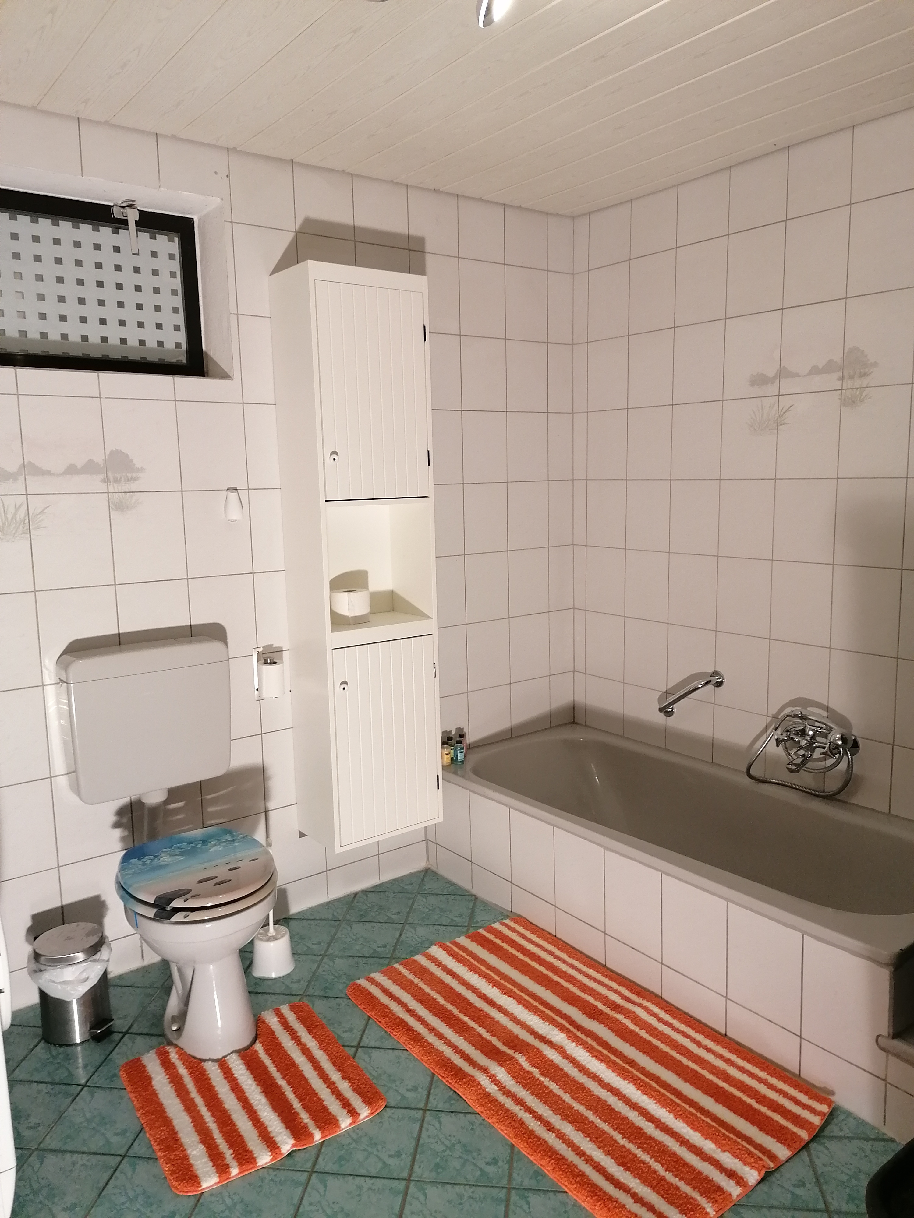 Monteurzimmer: Bad/Dusche - Komfort Feriendomizil Jakobi