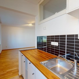 Monteurzimmer: Küche - vollständig eingerichtet - Apartement auf Zeit