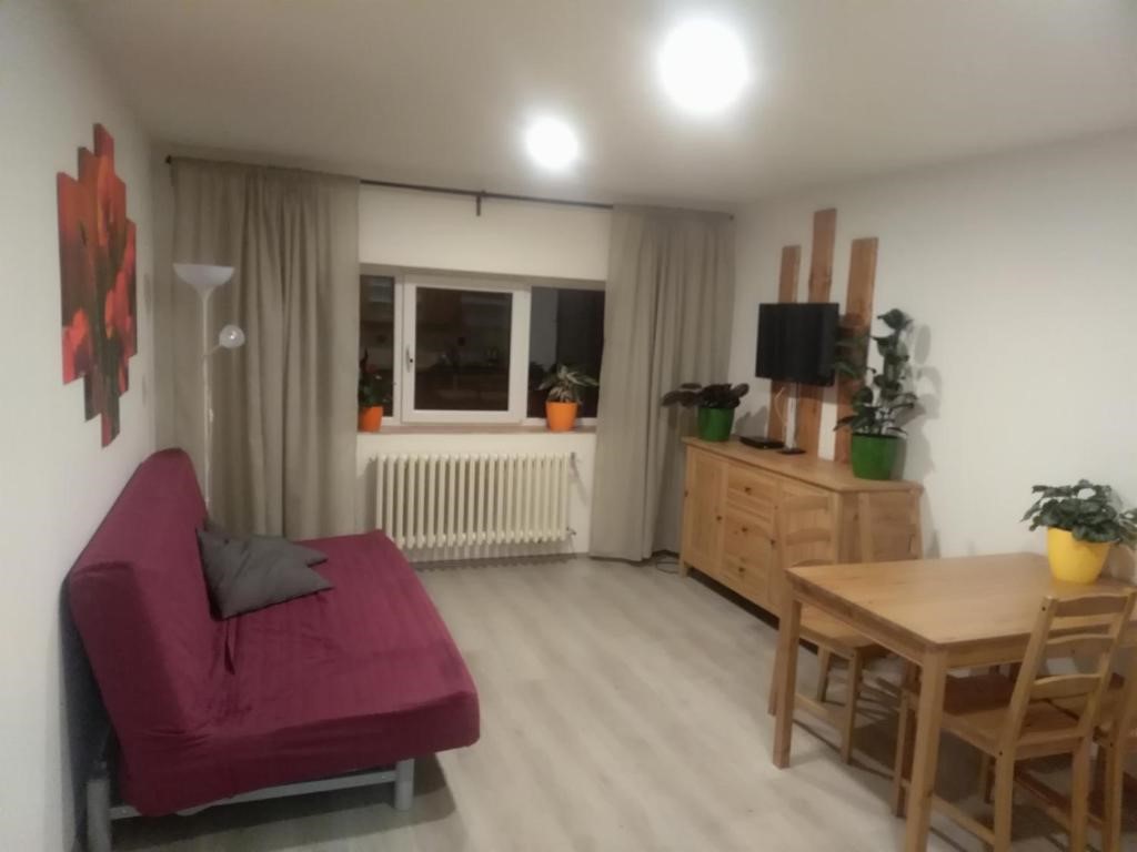 Monteurzimmer: Wohnungen Zelcin