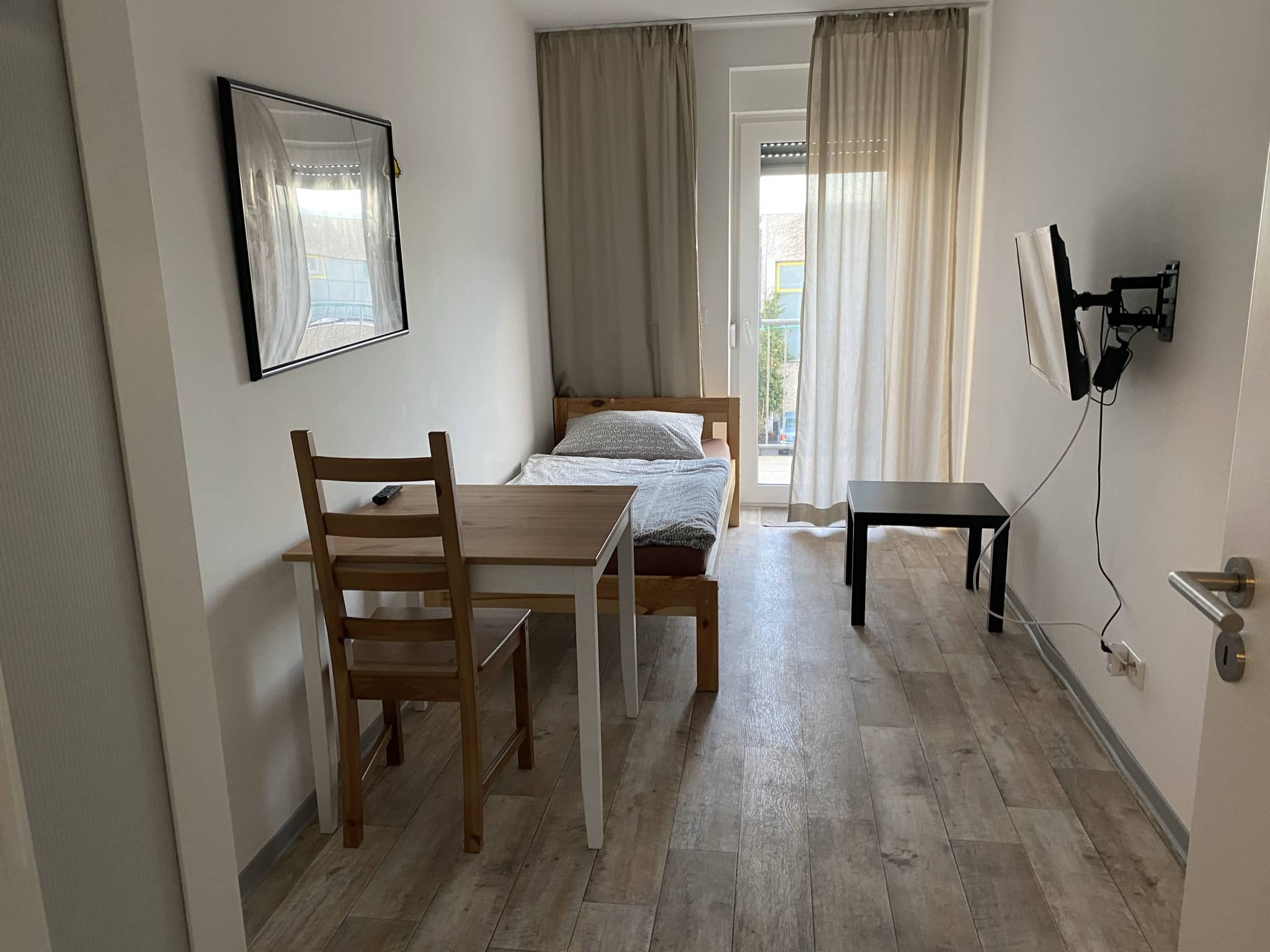 Monteurwohnung - Bettwäsche: Bettwäsche inklusive - Mörlenbach - Einzelzimmer - Monteurzimmer Lampertheim