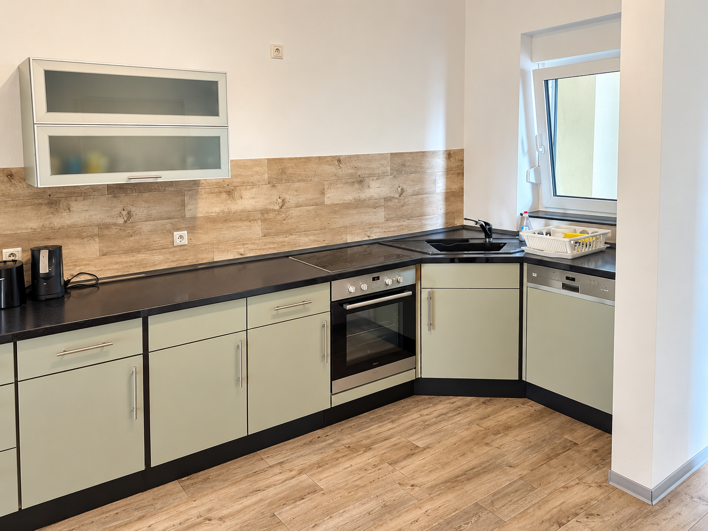 Monteurwohnung - Zimmertyp: Doppelzimmer - Bürstadt - Moderne Küche  - Monteurzimmer Lampertheim