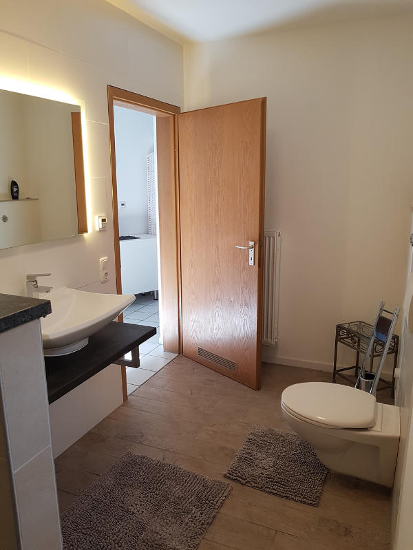 Monteurwohnung: Bad Wohnung 1 - Monteurwohnung / Ferienwohnung Eglhuber