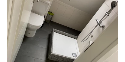 Monteurwohnung - PLZ 64289 (Deutschland) - Bad - Gülnaz Pesmen-Gül