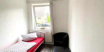 Monteurwohnung - Parkplatz: kostenlose Parkplätze in der Straße - Bremen-Umland - Ansicht Zimmer 1 - Ideal für Monteure und beruflich Reisende