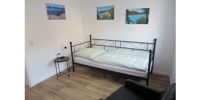 Monteurwohnung - Krautheim (Hohenlohekreis) - Wohnzimmer/ Einzelzimmer - Gästehaus Martel
