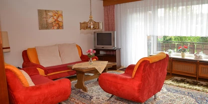 Monteurwohnung - Kronau Walldorf Bretten Kraichtal - Wohnzimmer der Monteurunterkunft - Zimmervermietung Reilingen