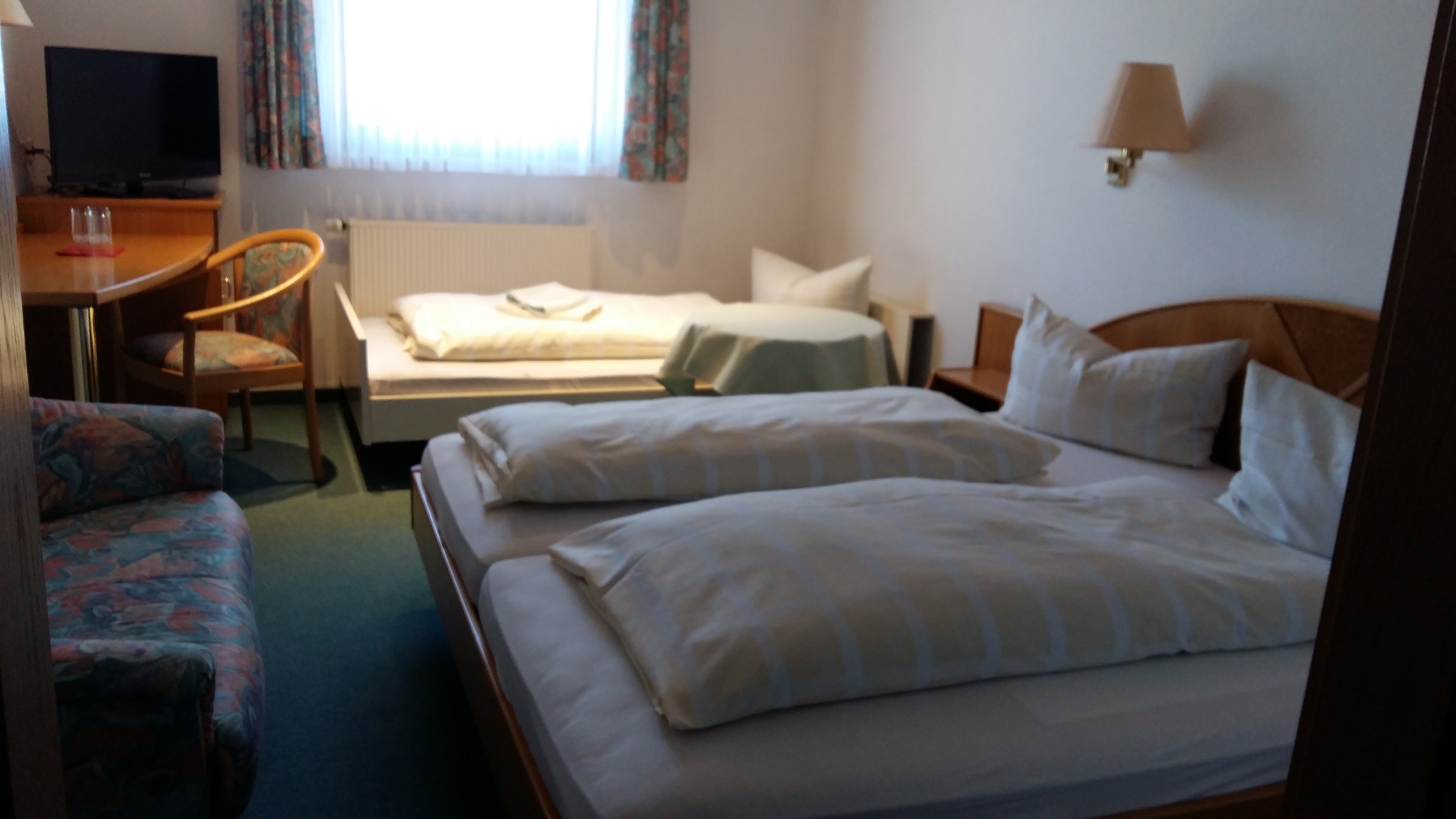 Monteurzimmer: Mehrbett ohne Balkon - Haus Adler Post