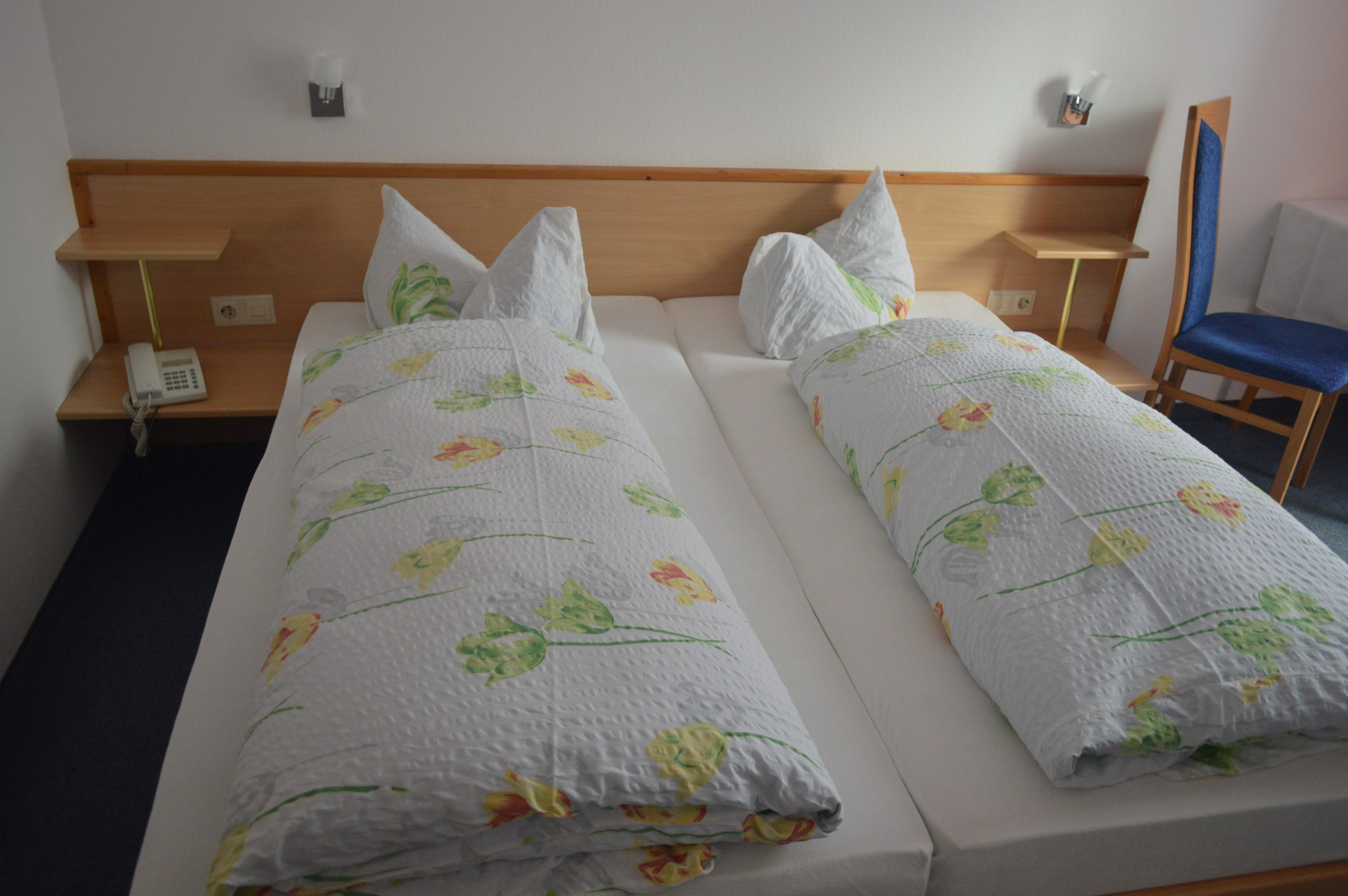 Monteurzimmer: Doppelzimmer mit Balkon - Haus Adler Post