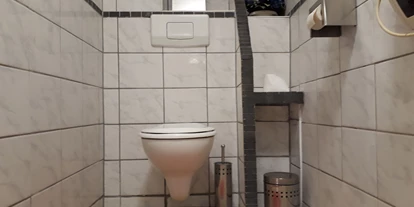 Monteurwohnung - Bettwäsche: Bettwäsche gegen Gebühr - Deutschland - Gäste WC - Wohnung voll ausgestattet im Gutshaus Alt Krassow