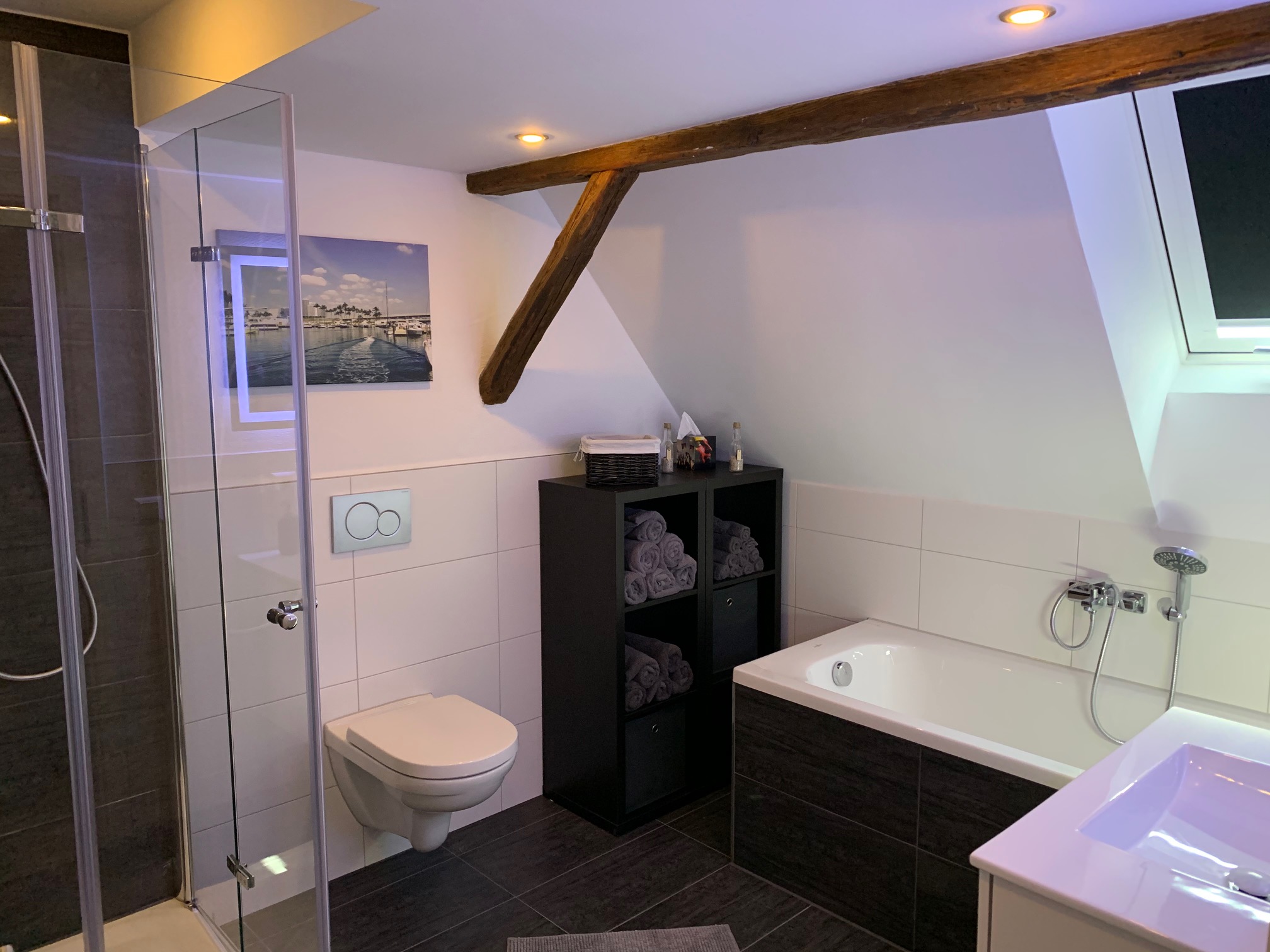 Monteurzimmer: Wohnung 2 - Wohnungen in Engstingen