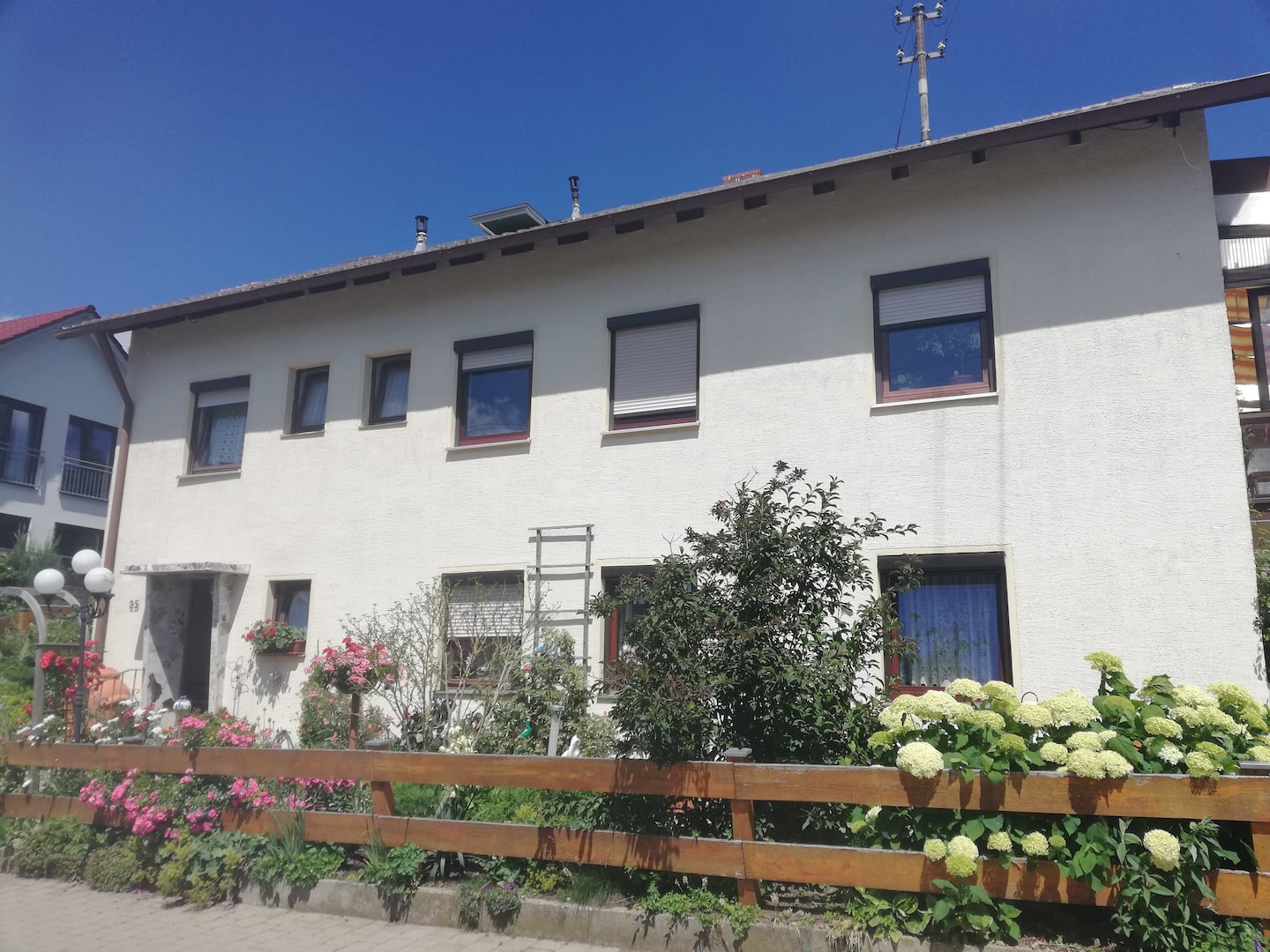 Monteurwohnung - PLZ 88319 (Deutschland) - GästeZimmer im DG - Parkplatz + Wlan ohne Küche