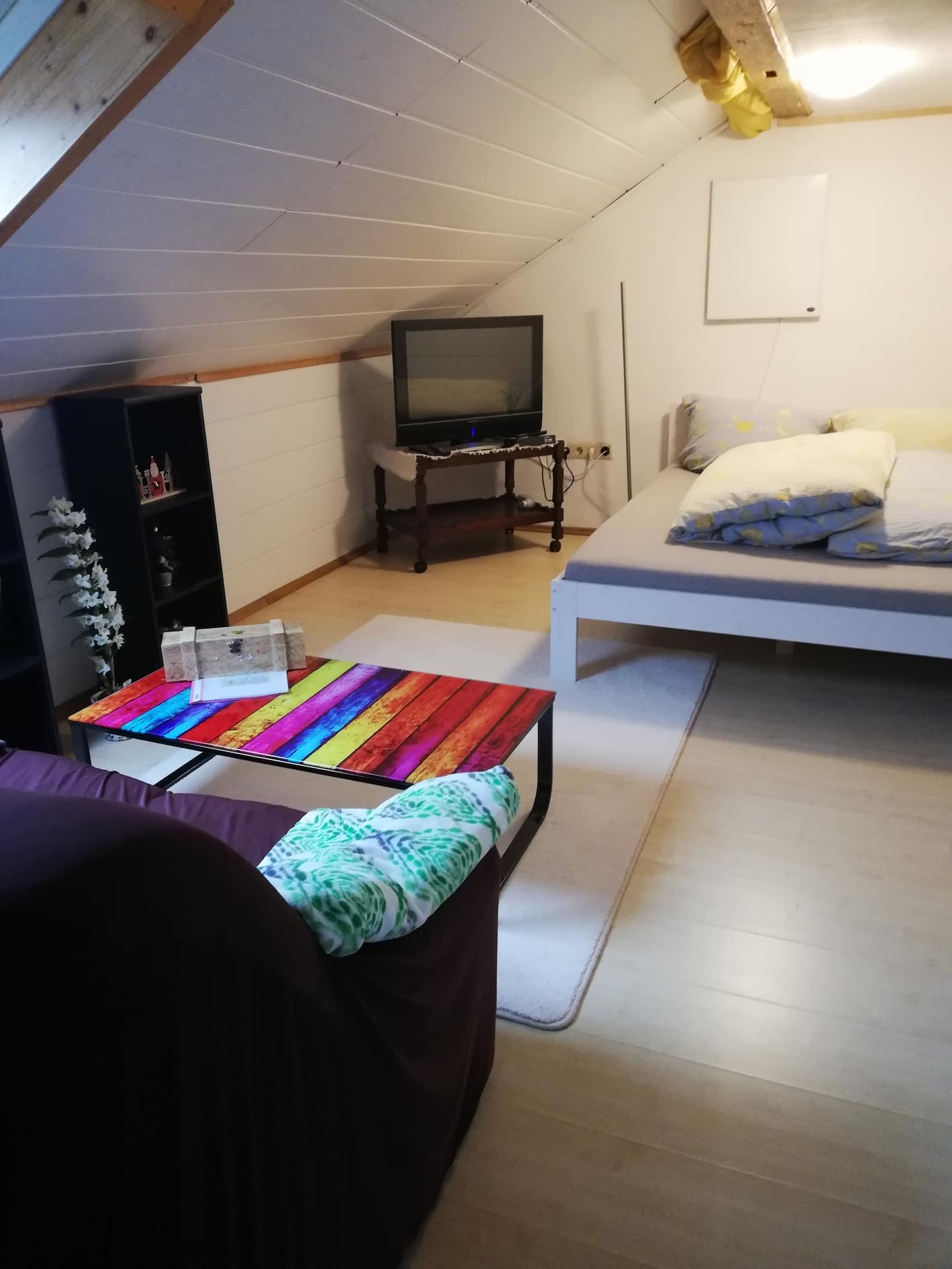 Monteurwohnung - PLZ 88319 (Deutschland) - GästeZimmer im DG - Parkplatz + Wlan ohne Küche