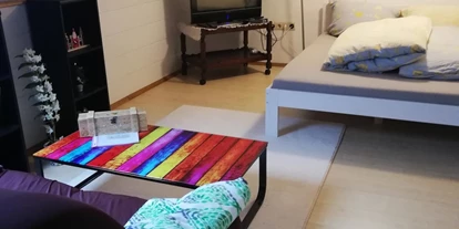 Monteurwohnung - Altusried - GästeZimmer im DG - Parkplatz + Wlan ohne Küche