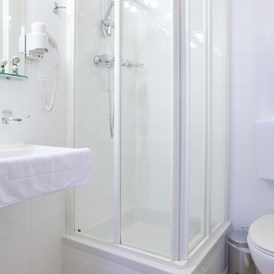 Monteurzimmer: Badezimmer in Apartment -  Apartments für 1 oder 2 Personen