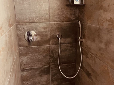 Monteurzimmer: Dusche  - Sweet Lounge