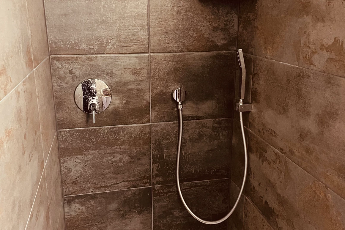 Monteurzimmer: Dusche  - Sweet Lounge