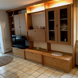 Monteurzimmer: Wohnbereich, Fernseher - Ferienwohnung Am Spenderberg