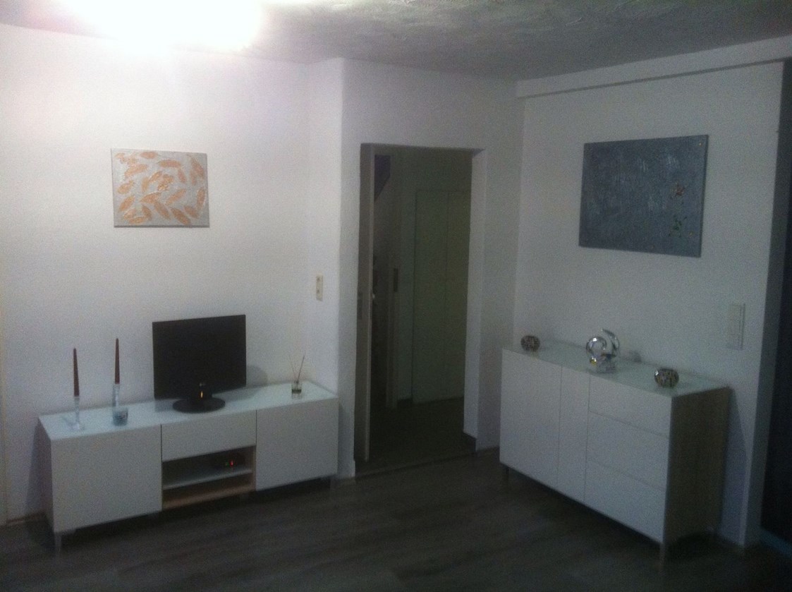Monteurzimmer: Günstiges Voll möbliertes Appartement in Burg Reuland (Belgien) zu Vermieten