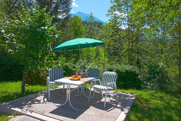 Monteurzimmer: Sitzecke - inzwischen erneuert und vergrößert - Ferienwohnung Mountain View 1