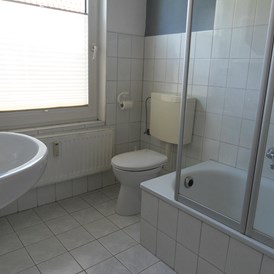 Monteurzimmer: Tageslichtbad - Monteurzimmer u. Wohnungen Nähe Lüneburg