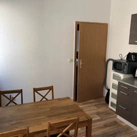 Monteurzimmer: Küche - 2 Zimmer Wohnung neben Burg Giebichenstein 