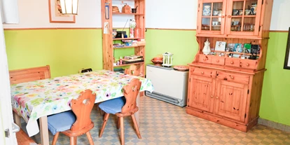 Monteurwohnung - Kaffeemaschine - Tessin - Sitzplatz in der Wohnküche - Ganzes Haus Mendrisio, Tessin