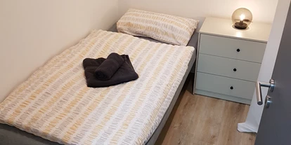 Monteurwohnung - Bettwäsche: Bettwäsche gegen Gebühr - Deutschland - Einzelzimmer  - Ferienhaus am See Goch-Kessel
