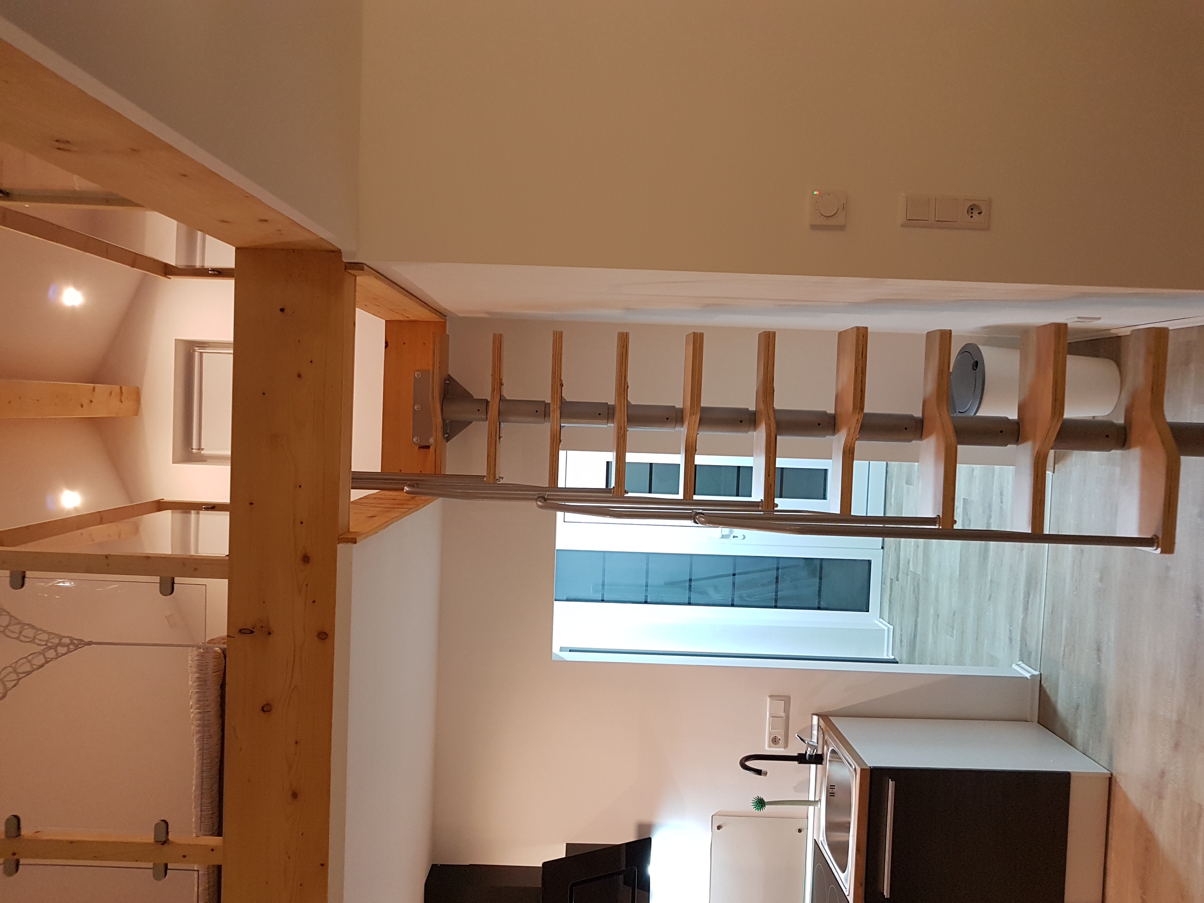 Monteurzimmer: Treppe Empore - Ferienhaus am See Goch-Kessel