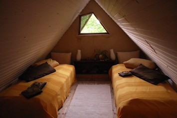Monteurzimmer: Die  kleine Dach Loft - Monteurzimmer - Studentenzimmer - Ferienwohnung im altes Schäferhaus