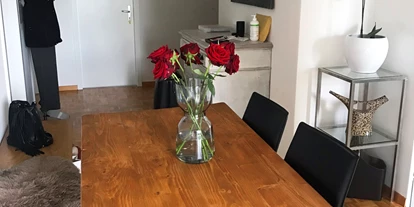 Monteurwohnung - Zimmertyp: Mehrbettzimmer - Bern - Essz- und Arbeitszimmer - Bern /Zollikofen charmante Wohnung