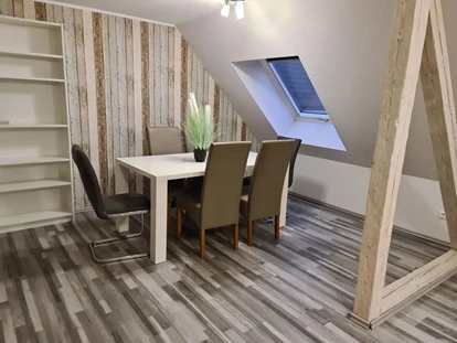 Monteurwohnung - Oberhausen (Oberhausen, Stadt) - Gemütlicher Essbereich - Übernachten im Herzen des Ruhrpotts