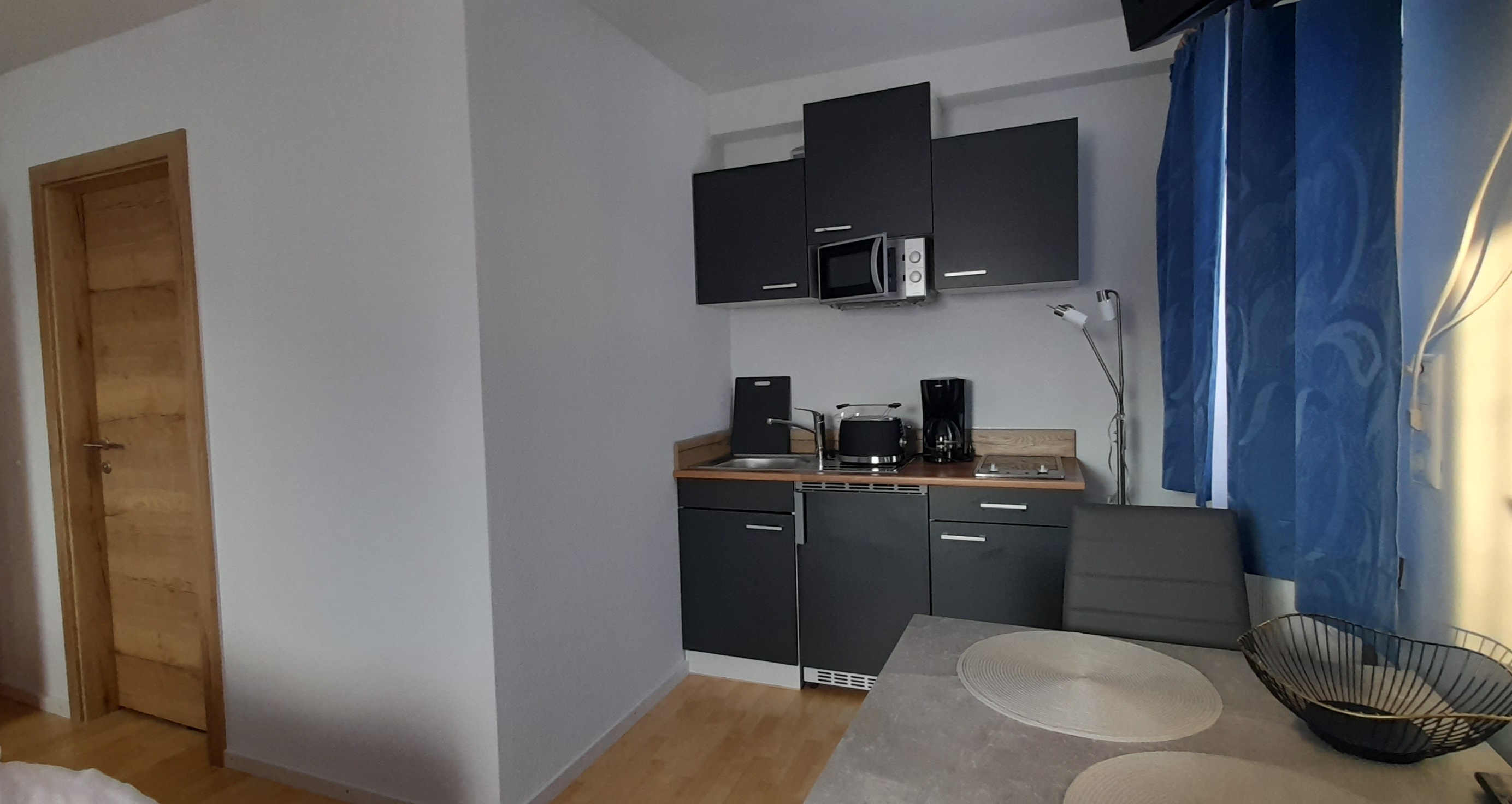 Monteurwohnung - Art der Unterkunft: Gästezimmer - Tirol - Appartement mit Küche

Belegung max. 2 Personen - Privatzimmervermietung Foidlbauer 