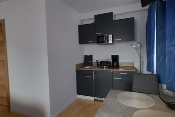 Monteurzimmer: Appartement mit Küche

Belegung max. 2 Personen - Privatzimmervermietung Foidlbauer 