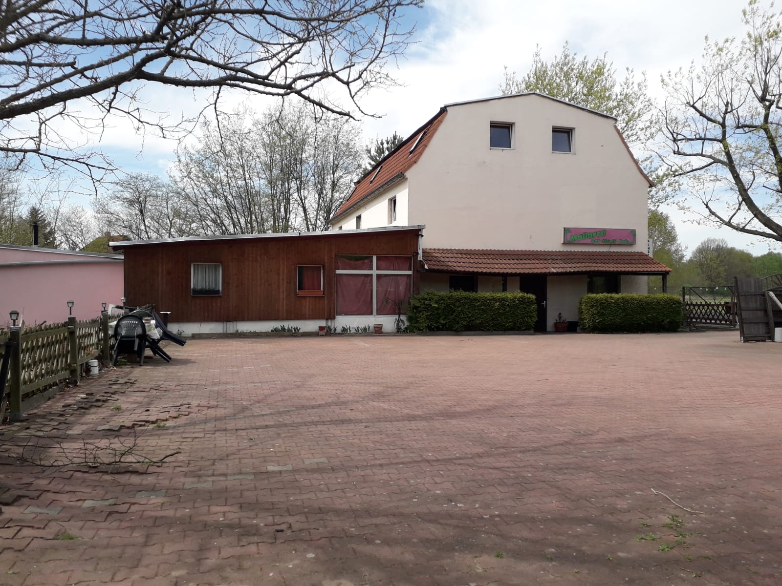 Monteurzimmer: Günstige & Gemütliche Zimmer